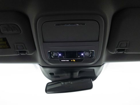Used 2022 Lincoln Corsair AWD w/ Equipment Group 101A image 38