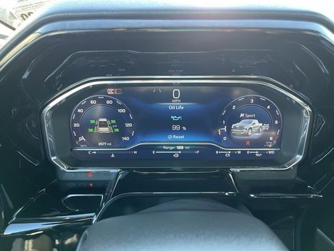 Used 2025 Chevrolet Silverado 1500 High Country w/ High Country Premium Package image 24