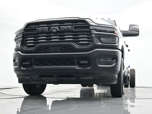 New 2026 RAM 3500 Tradesman image 29