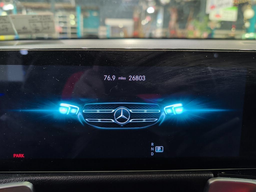 Used 2022 Mercedes-Benz GLB 250 4MATIC image 19