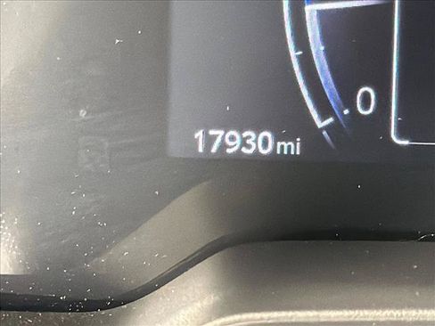 Used 2026 Toyota Corolla LE FWD image 27