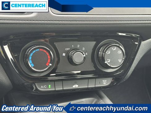 Used 2018 Honda HR-V LX image 27