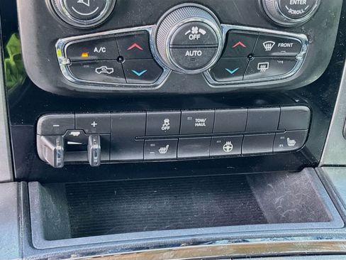 Used 2017 RAM 1500 Sport w/ Black Ram 1500 Sport Group RWD image 21