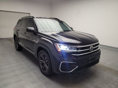 Used 2021 Volkswagen Atlas SE w/ Towing Package FWD image 13