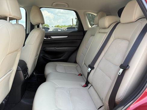 Used 2019 MAZDA CX-5 Touring FWD image 5