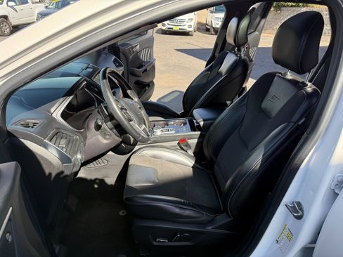 Used 2019 Ford Edge ST w/ Cold Weather Package image 6