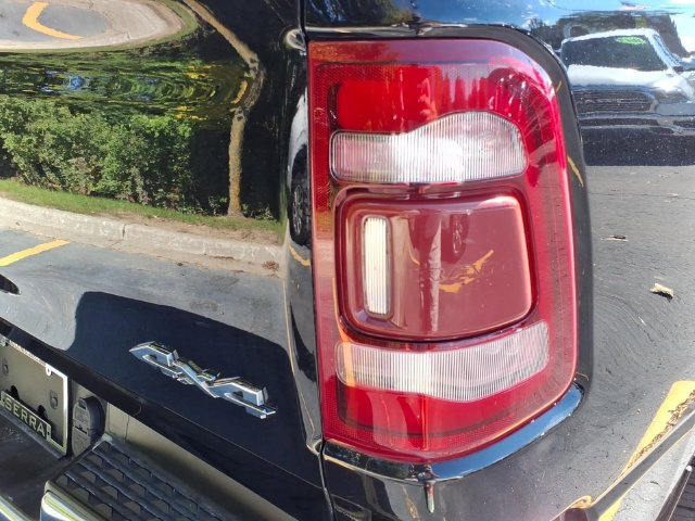 Used 2023 RAM 1500 Laramie AWD/4WD image 11
