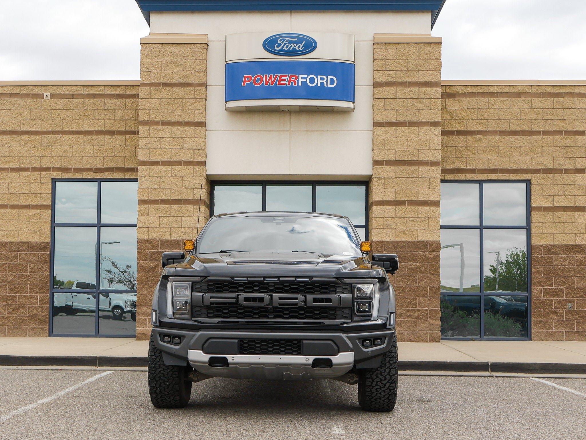 Certified 2022 Ford F150 Raptor w/ Equipment Group 801A High AWD/4WD image 3