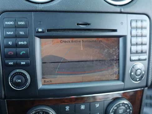 Used 2012 Mercedes-Benz GL 450 4MATIC image 38