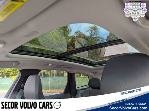 Certified 2023 Volvo XC60 B5 Plus w/ Climate Package image 18