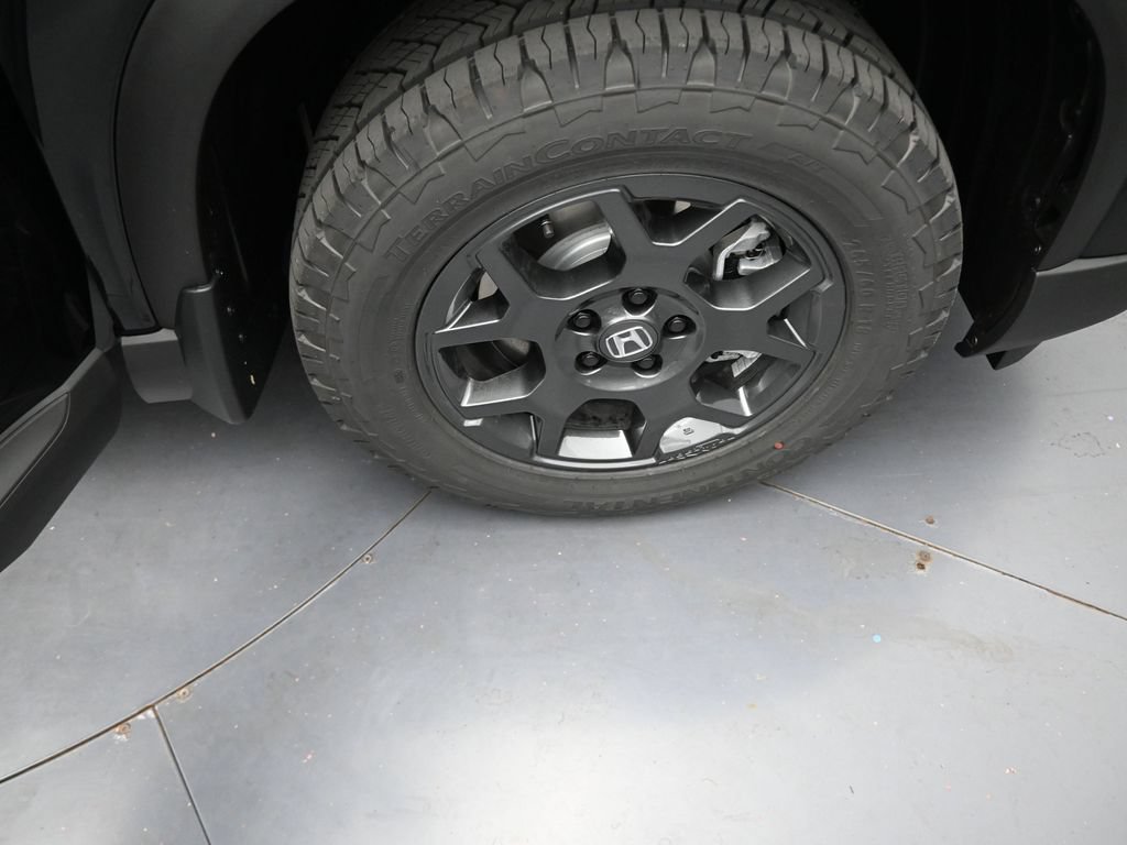 Certified 2025 Honda Pilot TrailSport image 39