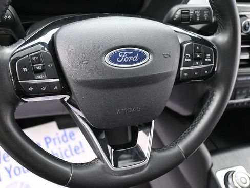 Certified 2024 Ford Escape Active AWD/4WD image 13