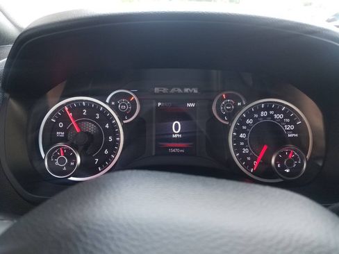 Certified 2026 RAM 2500 Big Horn AWD/4WD image 28