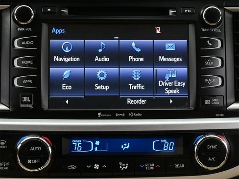 Used 2018 Toyota Highlander Limited image 10