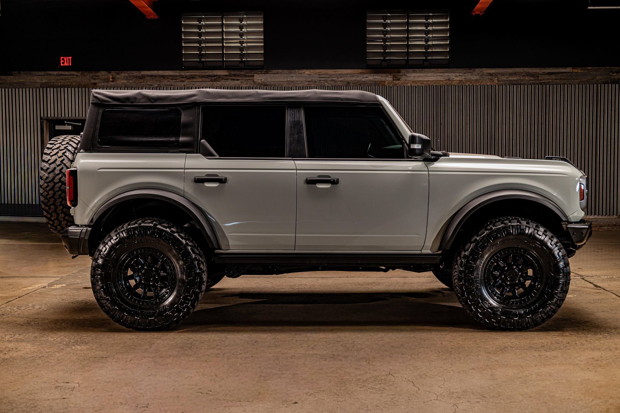 Used 2022 Ford Bronco Badlands AWD/4WD image 11