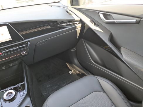 New 2025 Kia Niro Wind w/ Wind Preserve Package image 20