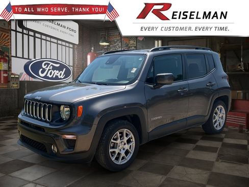 Used 2021 Jeep Renegade Latitude FWD image 1