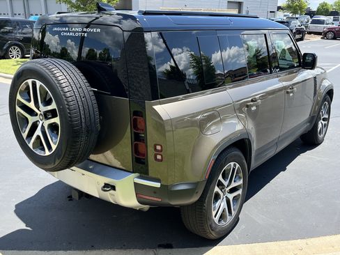 Used 2025 Land Rover Defender 110 S AWD/4WD image 7