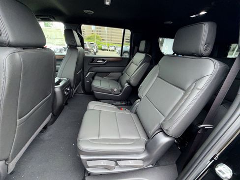 New 2026 GMC Yukon XL Denali AWD/4WD image 24