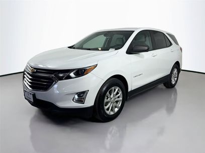 Used 2021 Chevrolet Equinox LS w/ LS Convenience Package