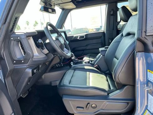 New 2025 Ford Bronco Outer Banks w/ Sasquatch Package AWD/4WD image 15