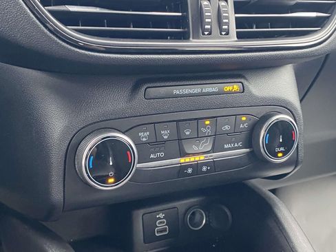 Used 2024 Ford Escape ST-Line image 19