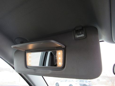 Used 2022 Chevrolet Equinox LT image 29