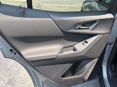 New 2026 Chevrolet Equinox LT FWD image 17