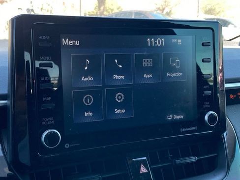 Used 2022 Toyota Corolla LE image 20