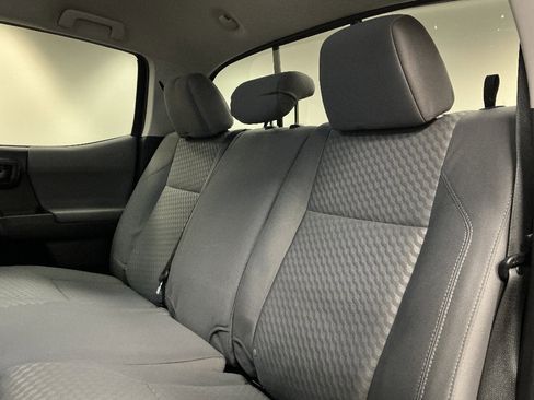 Used 2021 Toyota Tacoma SR AWD/4WD image 23