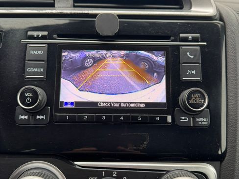 Used 2017 Honda Fit LX image 22
