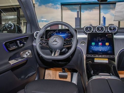 New 2026 Mercedes-Benz GLC 300 4MATIC image 16