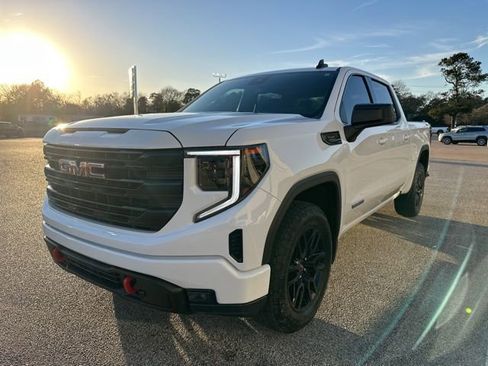 Used 2023 GMC Sierra 1500 Elevation w/ X31 Off-Road Package image 3