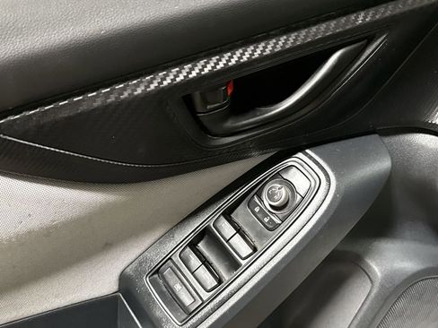 Used 2022 Subaru Crosstrek 2.0i Premium w/ Moonroof Package image 21