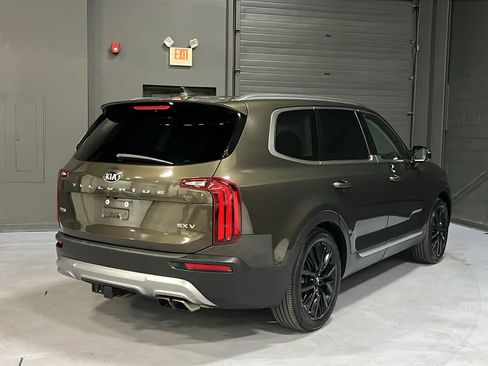 Used 2021 Kia Telluride SX w/ Towing Package AWD/4WD image 4