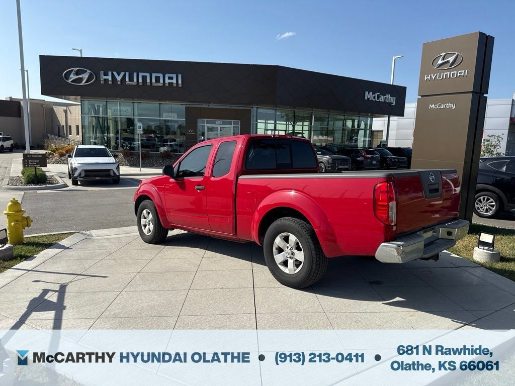Used 2011 Nissan Frontier SV w/ SV Premium Utility Pkg RWD image 11