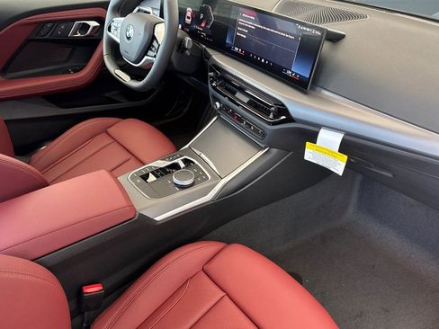 Used 2025 BMW 230i Coupe w/ Premium Package image 26