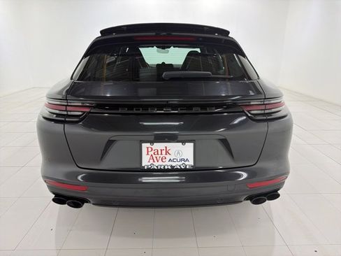 Used 2018 Porsche Panamera 4 image 47