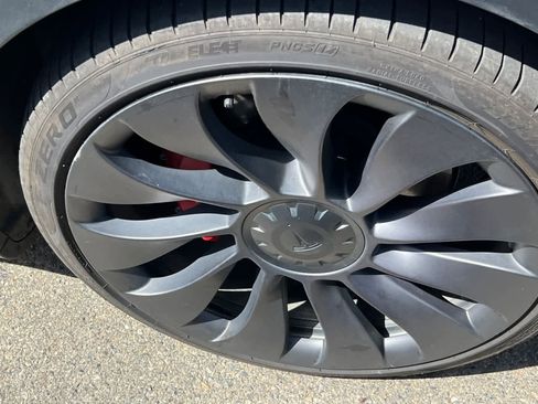 Used 2020 Tesla Model Y Performance AWD/4WD image 15