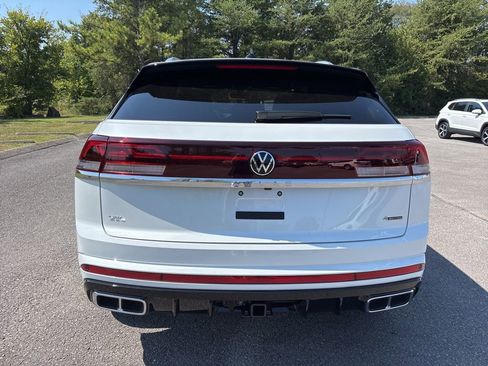 New 2026 Volkswagen Atlas Cross Sport SEL Premium R-Line AWD/4WD image 5