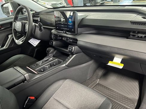New 2026 Toyota RAV4 LE AWD/4WD image 15