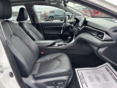 Used 2024 Toyota Camry XSE w/ Navigation Package image 15