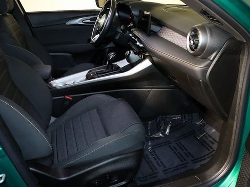 Used 2024 Alfa Romeo Tonale Ti image 34