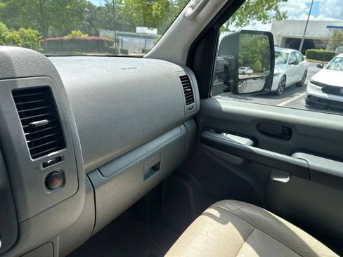Used 2021 Nissan NV 3500 SL RWD image 15