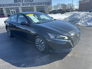 Used 2024 Nissan Altima 2.5 SV video 1