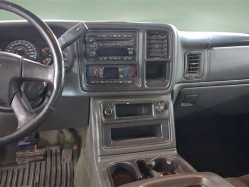 Used 2006 Chevrolet Silverado 2500 LT image 10