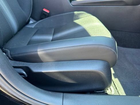Used 2024 Honda Civic Sport image 28
