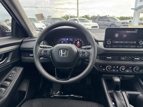 Certified 2023 Honda Accord EX image 20