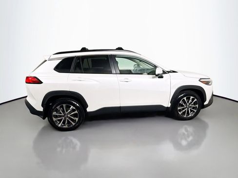 Certified 2024 Toyota Corolla Cross XLE w/ Convenience Package image 8