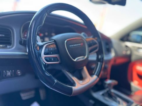 Used 2020 Dodge Charger SRT Hellcat w/ Harman/Kardon Audio Group RWD image 37